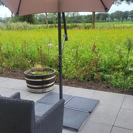 別荘 Buitengewoon *